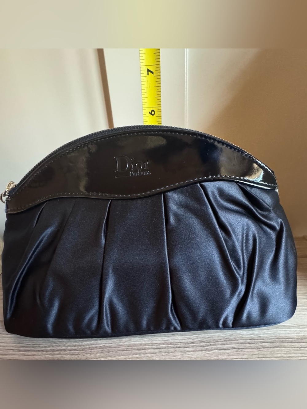Dior Black Satin and Patent Cosmetic Pouch - Picture 9 of 13